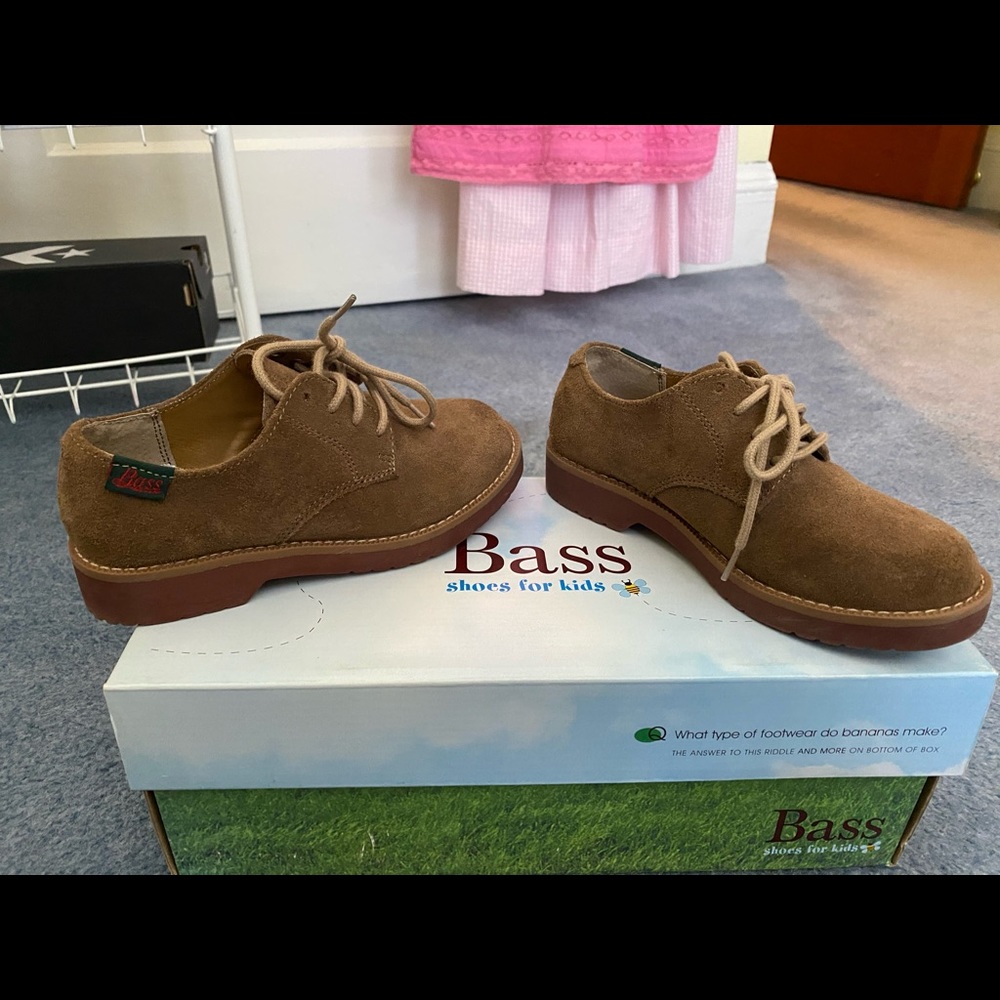 Kids bass shoes size 12